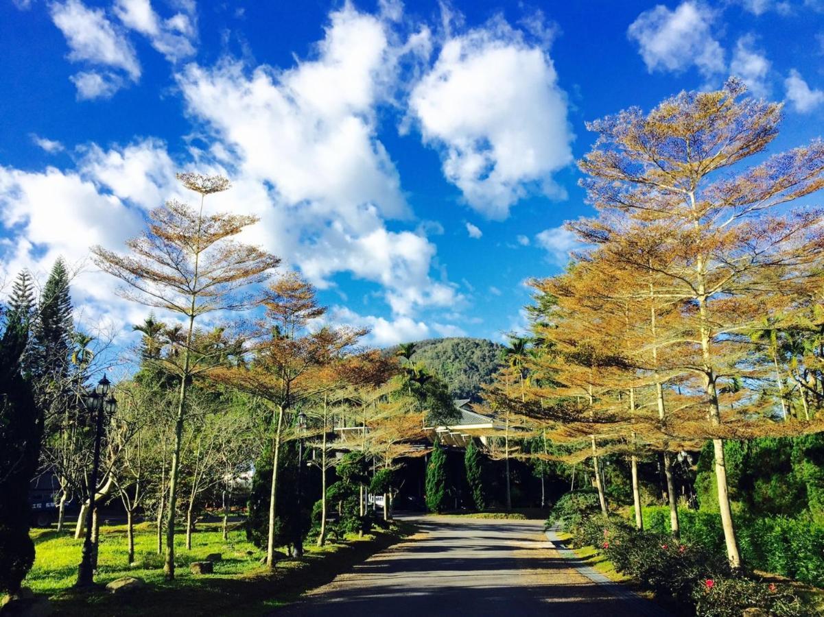 ฟลายอิ้ง วิลลา Hotel Nantou ภายนอก รูปภาพ
