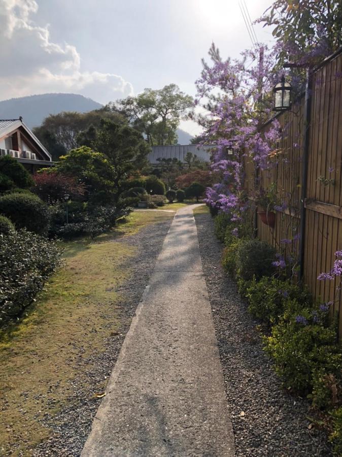 ฟลายอิ้ง วิลลา Hotel Nantou ภายนอก รูปภาพ